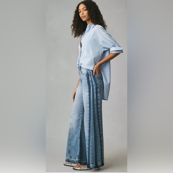 The Adi Mid-Rise Frayed Relaxed Flare Jeans by Pilcro:Soft Rework Editon sz26 - Picture 3 of 9